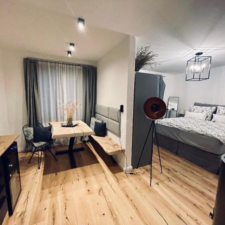 Schlafen In Der Winzerie Apartment Йойс Екстериор снимка