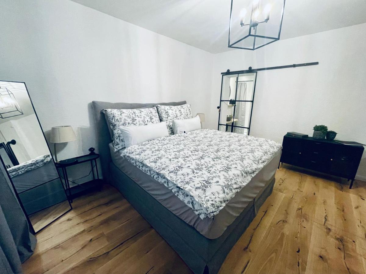 Schlafen In Der Winzerie Apartment Йойс Екстериор снимка